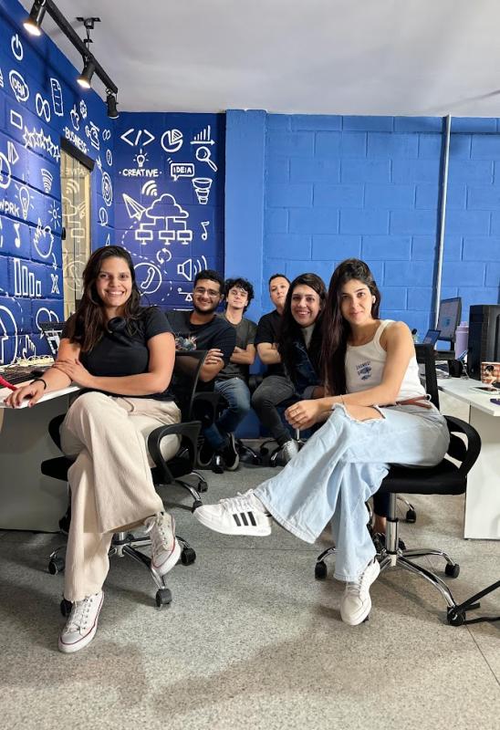 Equipe da Start Digital Company em outro momento de colaboração